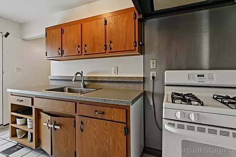 Kitchen - 20 Shilling Ave, Lathrop, CA 95330 photo 5 of 5