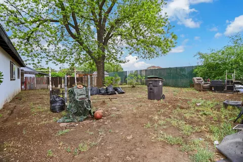Exterior - 20 Shilling Ave, Lathrop, CA 95330 photo 5 of 5