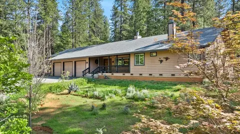 10128 Howe Ave, Grass Valley, CA 95949