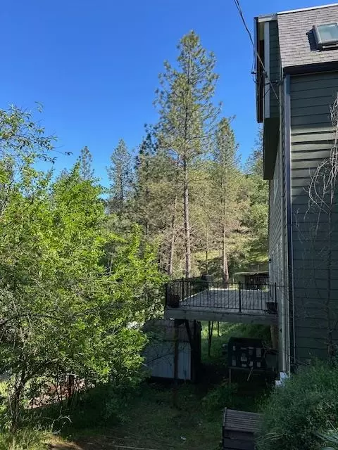 Exterior - 1215 Spring Crest Ct, Placerville, CA 95667 photo 14 of 24