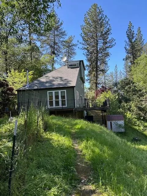 Exterior - 1215 Spring Crest Ct, Placerville, CA 95667 photo 22 of 24