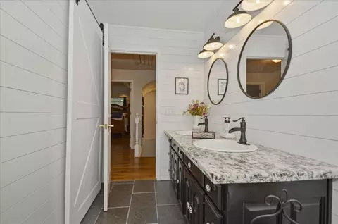Bath - 320 Gopher Flat Rd, Sutter Creek, CA 95685 photo 7 of 9