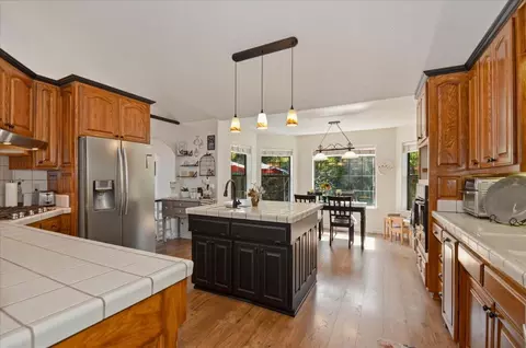 Kitchen - 320 Gopher Flat Rd, Sutter Creek, CA 95685 photo 3 of 5
