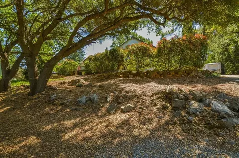Exterior - 320 Gopher Flat Rd, Sutter Creek, CA 95685 photo 18 of 27