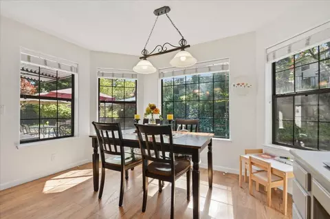 Dining - 320 Gopher Flat Rd, Sutter Creek, CA 95685 photo 2 of 5