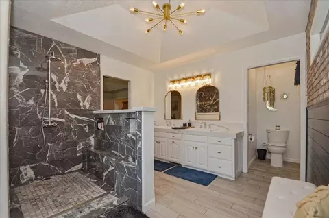 Bath - 320 Gopher Flat Rd, Sutter Creek, CA 95685 photo 3 of 9