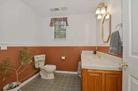 Bath - 320 Gopher Flat Rd, Sutter Creek, CA 95685 photo 8 of 9