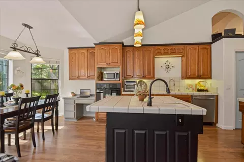 Kitchen - 320 Gopher Flat Rd, Sutter Creek, CA 95685 photo 5 of 5