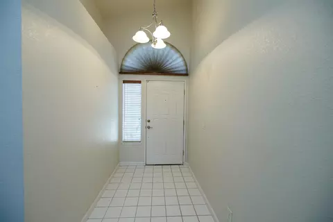 Entry Way - 424 Codington Way, Modesto, CA 95357 photo 3 of 3