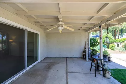 Exterior - 424 Codington Way, Modesto, CA 95357 photo 5 of 17