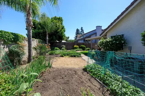 Exterior - 424 Codington Way, Modesto, CA 95357 photo 15 of 17