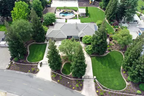 5370 Tudor Rose Gln, Stockton, CA 95212