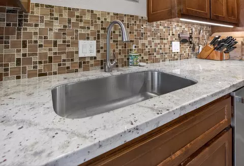 Kitchen - 1729 Edgebrook Dr #A, Modesto, CA 95354 photo 3 of 5