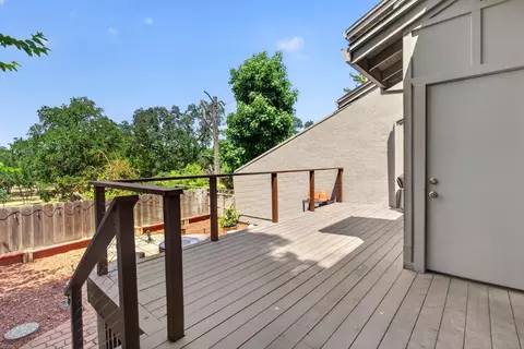 Exterior - 1729 Edgebrook Dr #A, Modesto, CA 95354 photo 7 of 14