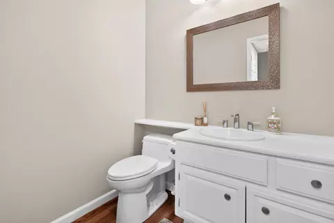Bath - 1729 Edgebrook Dr #A, Modesto, CA 95354 photo 1 of 5