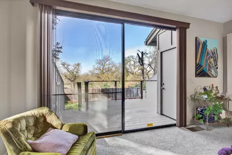 Entry Way - 1729 Edgebrook Dr #A, Modesto, CA 95354 photo 2 of 3