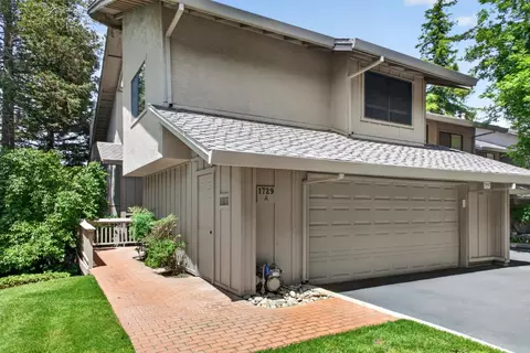 1729 Edgebrook Dr #A, Modesto, CA 95354