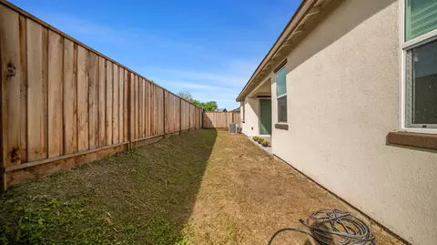 Exterior - 2524 Grove St, Lodi, CA 95242 photo 3 of 6
