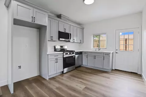 Kitchen - 4106 E 6th St, Stockton, CA 95215 photo 2 of 2