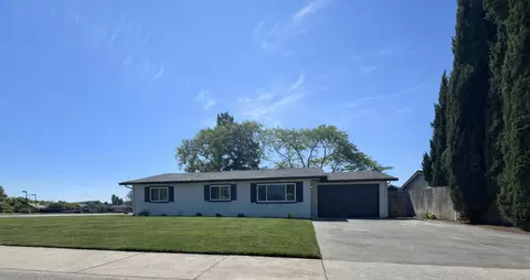 2716 Peach St, Live Oak, CA 95953