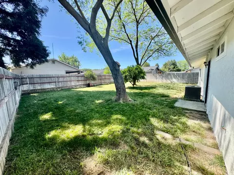 Exterior - 2716 Peach St, Live Oak, CA 95953 photo 6 of 8