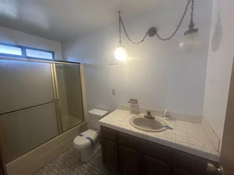 Bath - 4660 Chrome Ridge Ct, Placerville, CA 95667 photo 4 of 4
