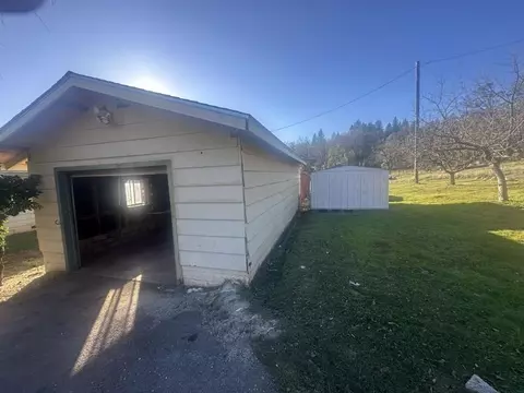Exterior - 4660 Chrome Ridge Ct, Placerville, CA 95667 photo 11 of 17