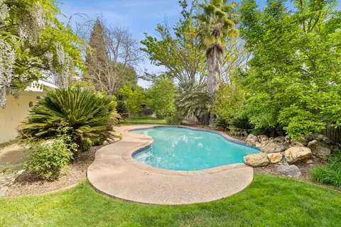 5720 River Oak Way, Carmichael, CA 95608 photo 37