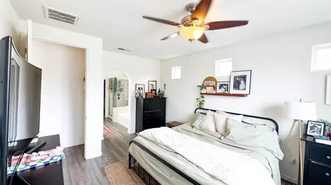 Bedroom - 1747 Dalia Ln, Manteca, CA 95337 photo 3 of 3