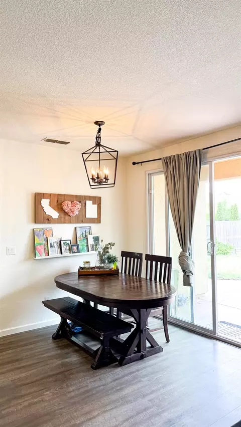 Dining - 1747 Dalia Ln, Manteca, CA 95337 photo 1 of 1