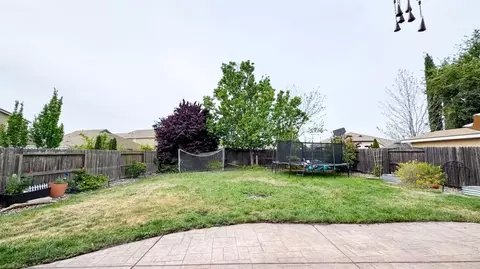 Exterior - 1747 Dalia Ln, Manteca, CA 95337 photo 3 of 4