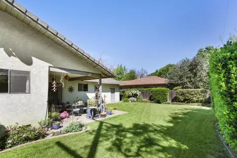 Exterior - 1018 Plum Ln, Davis, CA 95616 photo 7 of 15