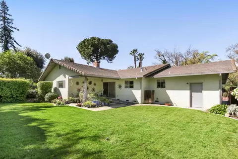 Exterior - 1018 Plum Ln, Davis, CA 95616 photo 6 of 15