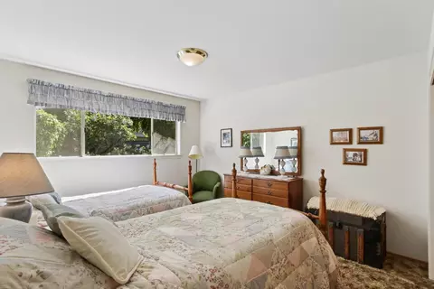 Bedroom - 1018 Plum Ln, Davis, CA 95616 photo 7 of 8