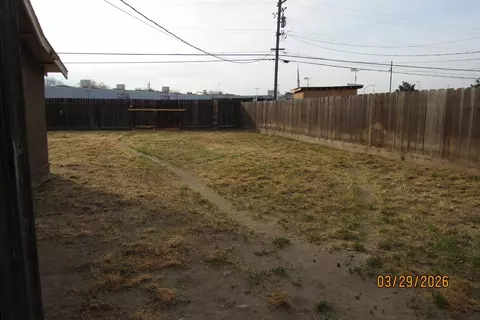 Exterior - 2134 Whitcomb Way, Modesto, CA 95350 photo 1 of 3
