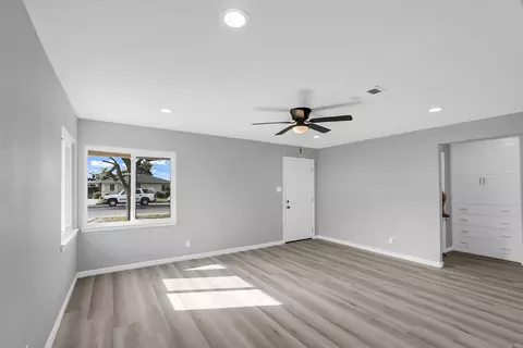 Living - 209 Emerson Ave, Modesto, CA 95350 photo 1 of 3