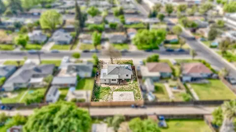 View/Area - 209 Emerson Ave, Modesto, CA 95350 photo 3 of 7