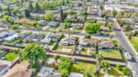 View/Area - 209 Emerson Ave, Modesto, CA 95350 photo 4 of 7