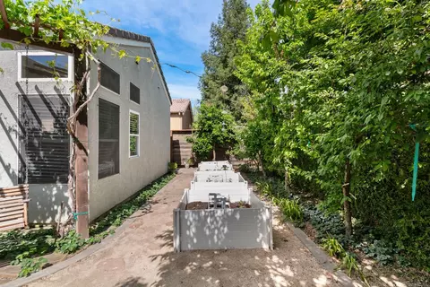 Exterior - 1812 Newhampton Ct, Modesto, CA 95355 photo 7 of 7