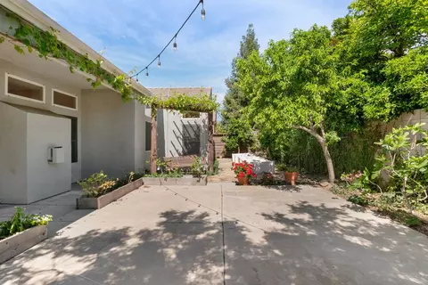 Exterior - 1812 Newhampton Ct, Modesto, CA 95355 photo 4 of 7