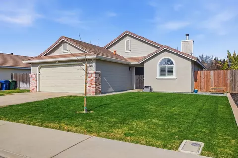 1481 Bluethroat Dr, Turlock, CA 95382 photo 3