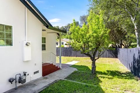 Exterior - 185 Mill St, Sutter Creek, CA 95685 photo 9 of 34