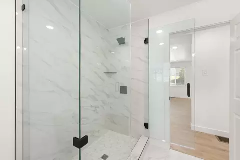 Bath - 185 Mill St, Sutter Creek, CA 95685 photo 1 of 4