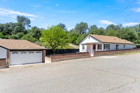 Exterior - 185 Mill St, Sutter Creek, CA 95685 photo 3 of 34