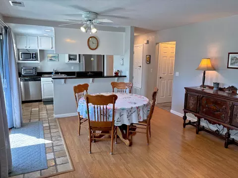 Dining - 3917 Dale Rd #A, Modesto, CA 95356 photo 3 of 3