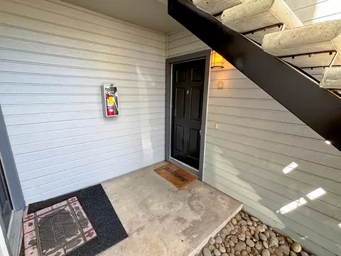 Exterior - 3917 Dale Rd #A, Modesto, CA 95356 photo 4 of 9