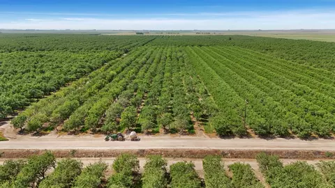 4866 E Roosevelt Rd, Chowchilla, CA 93610 photo 3