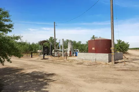 4866 E Roosevelt Rd, Chowchilla, CA 93610 photo 9
