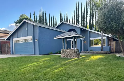 8221 E Foxfire Dr, Orangevale, CA 95662