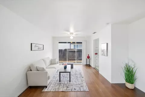 6206 Coyle Ave, Carmichael, CA 95608 photo 4